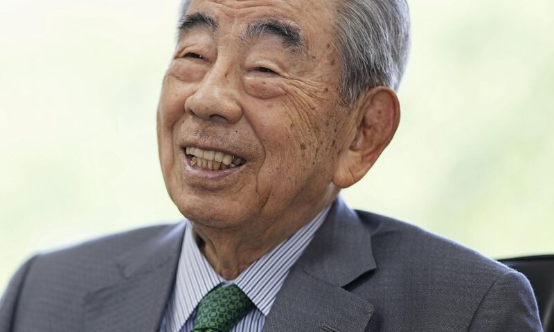 Toshifumi Suzuki, Japan’s ‘God’ of Convenience Stores Dies at 93