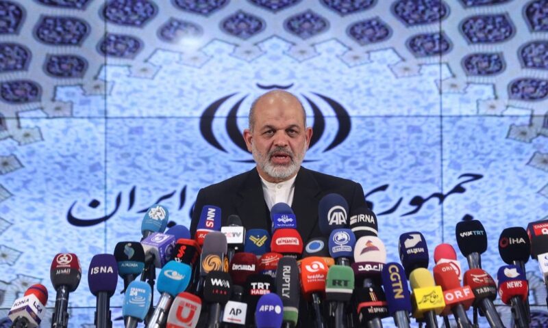الحرس الثوري يؤكد احتفاظه بحق الرد على أي انتهاك أميركي