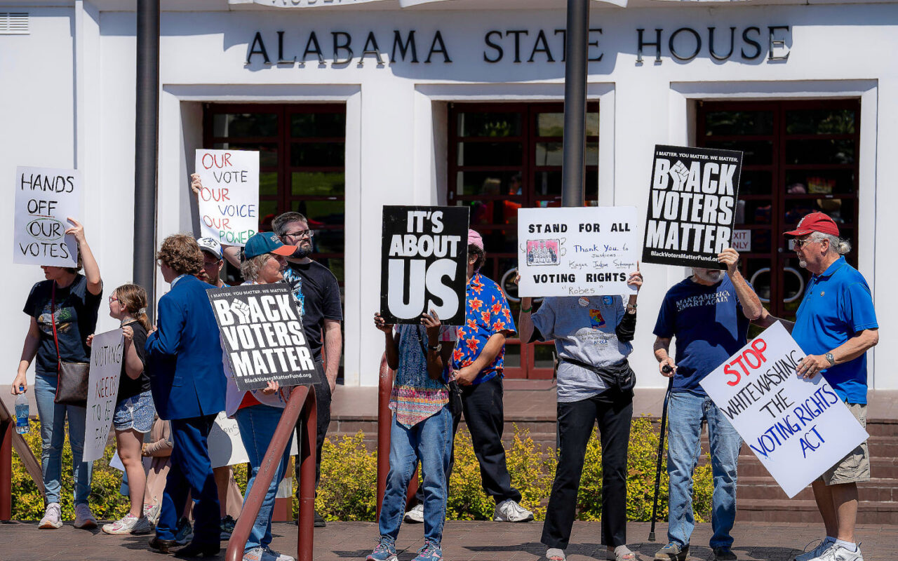 Federal court blocks Alabama from using GOP-drawn congressional map