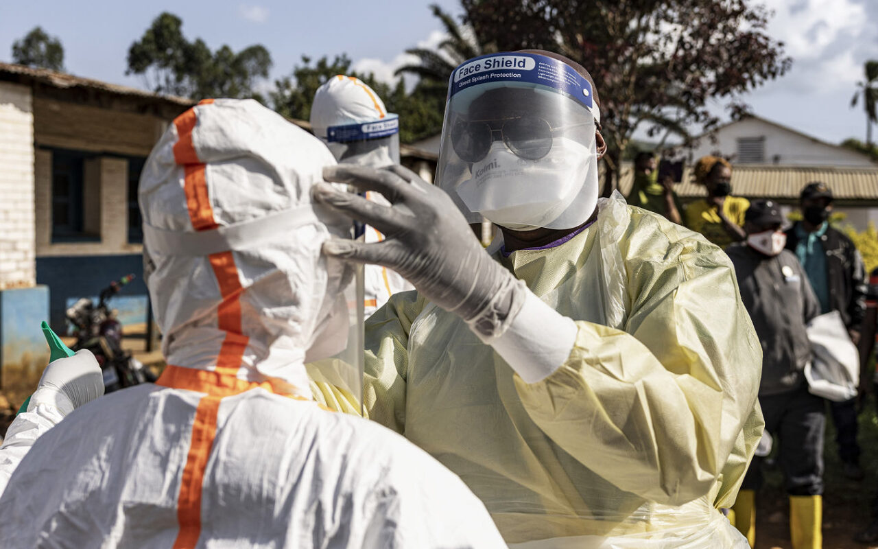 Ebola patients flee in attacks on Congo health facilities, hobbling response