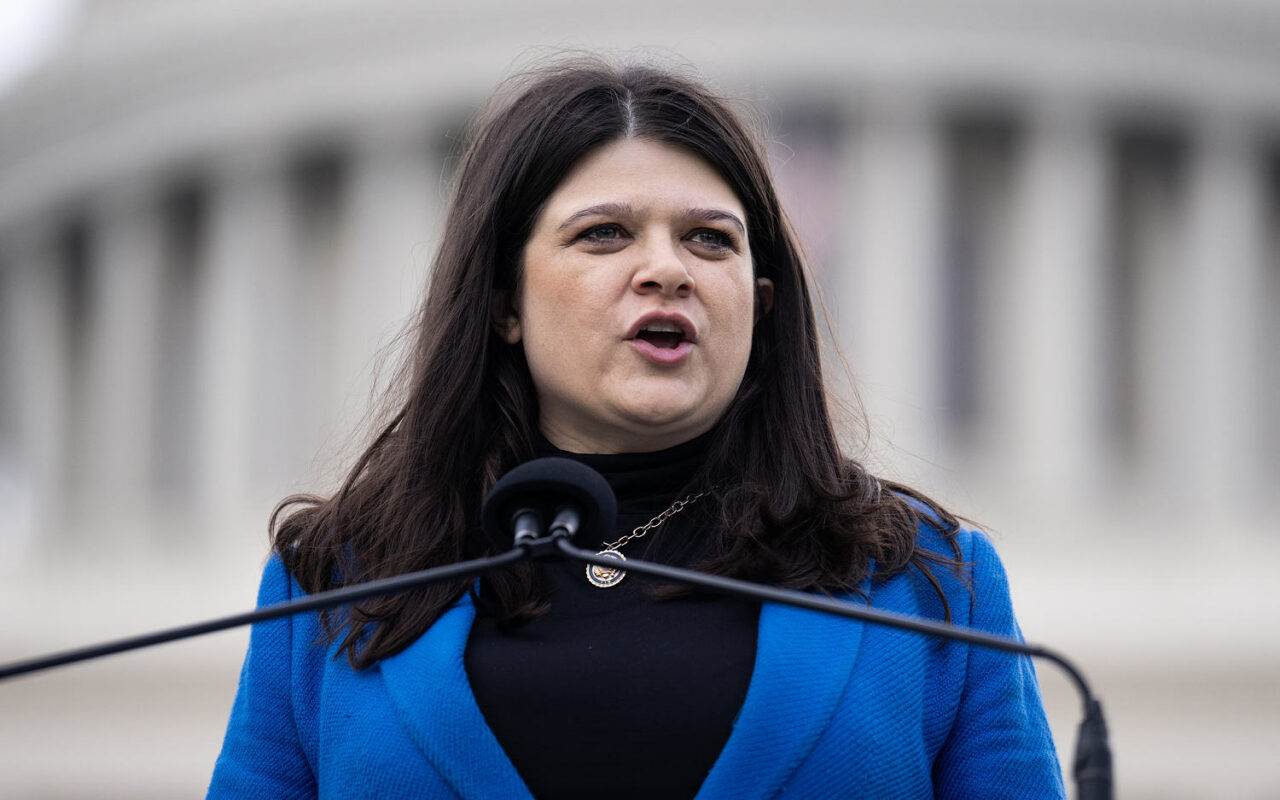 Haley Stevens’ campaign clarifies filibuster stance after Michigan Democratic debate