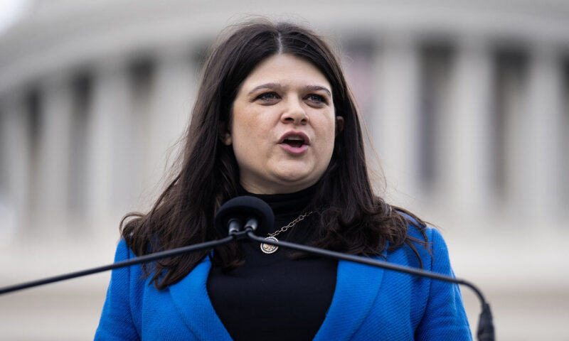 Haley Stevens’ campaign clarifies filibuster stance after Michigan Democratic debate