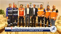 محافظ أسيوط يكرم طاقم إسعاف خاطر بحياته لإنقاذ عامل من بئر صرف صحى