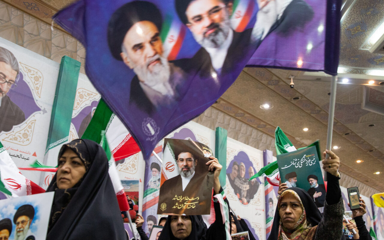 Iran Threatens to Renew Strikes Against U.S. Amid Push for Diplomatic Deal