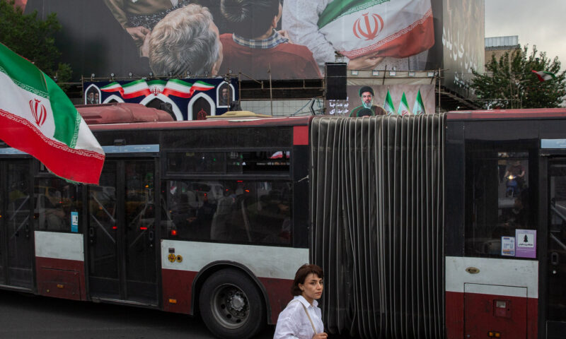 Iran Begins Lifting Monthslong Internet Blackout, Officials Say