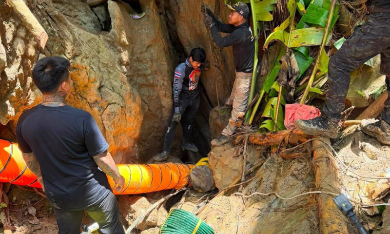 Rescuers in Laos Scramble to Reach 7 People Trapped in Flooded Cave