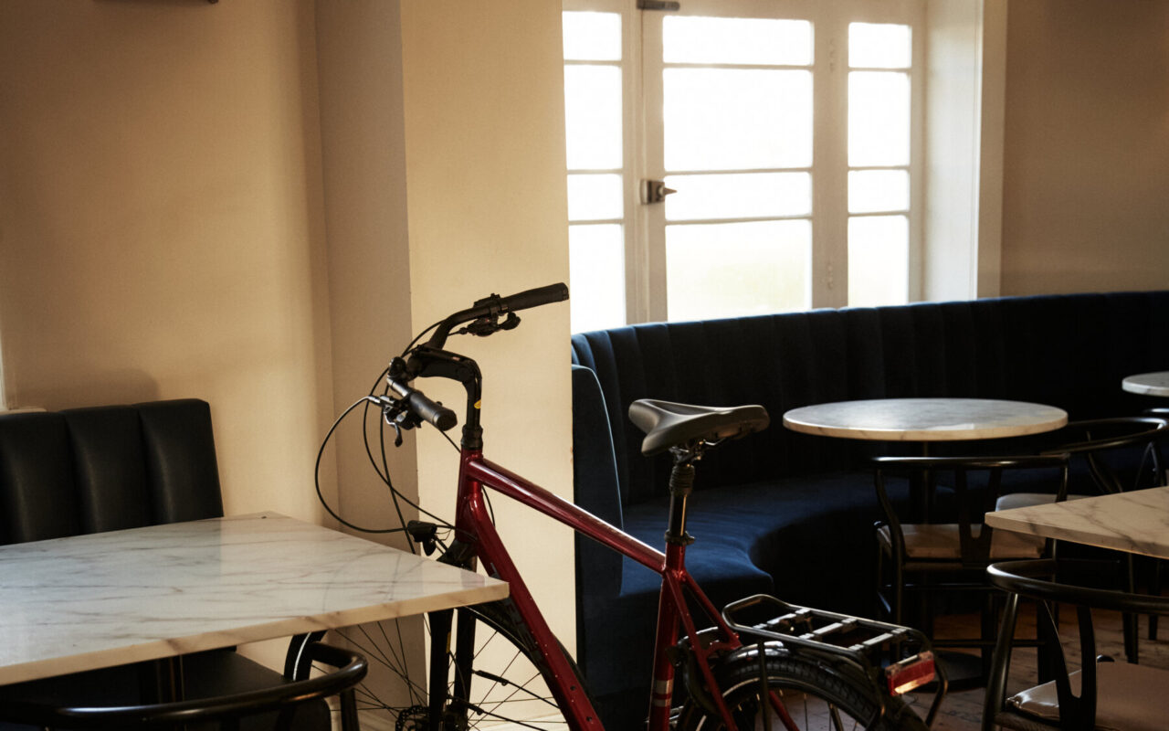 As Rents Soar, Londoners Turn to Vacant Pubs, Offices and Police Stations