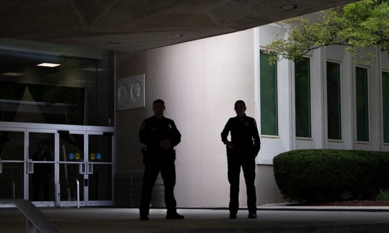 F.B.I. Arrests C.I.A. Official With $40 Million in Gold Bars in His Home