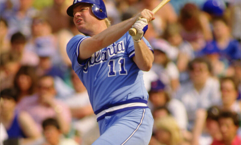 Bob Horner, Powerful Slugger in Atlanta and Japan, Dies at 68
