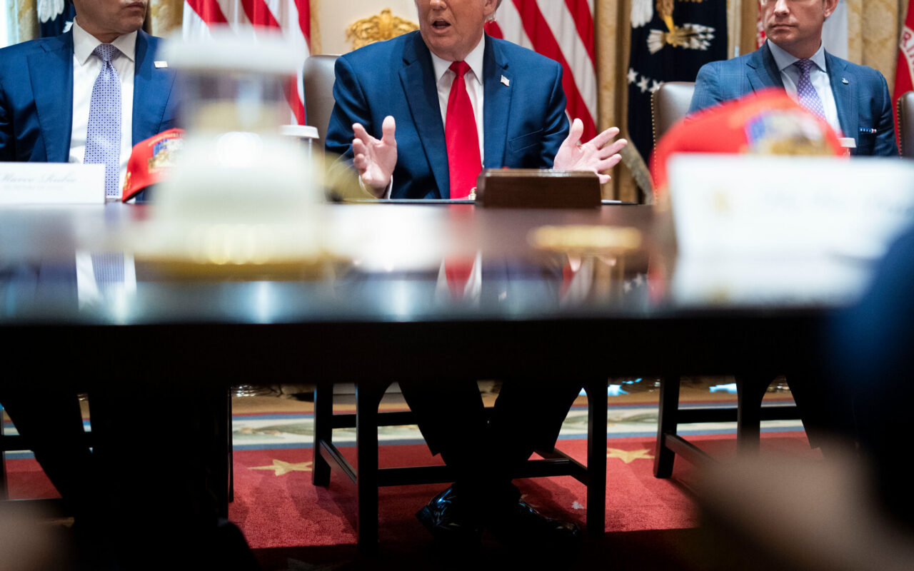 Trump’s Iran Approach Sows Confusion