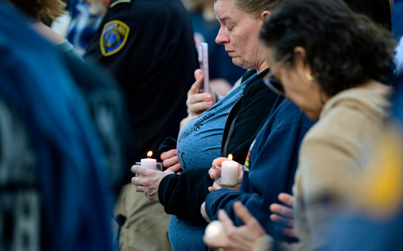 After an Explosion at a Washington Paper Mill, Mourning Mixes With Dread