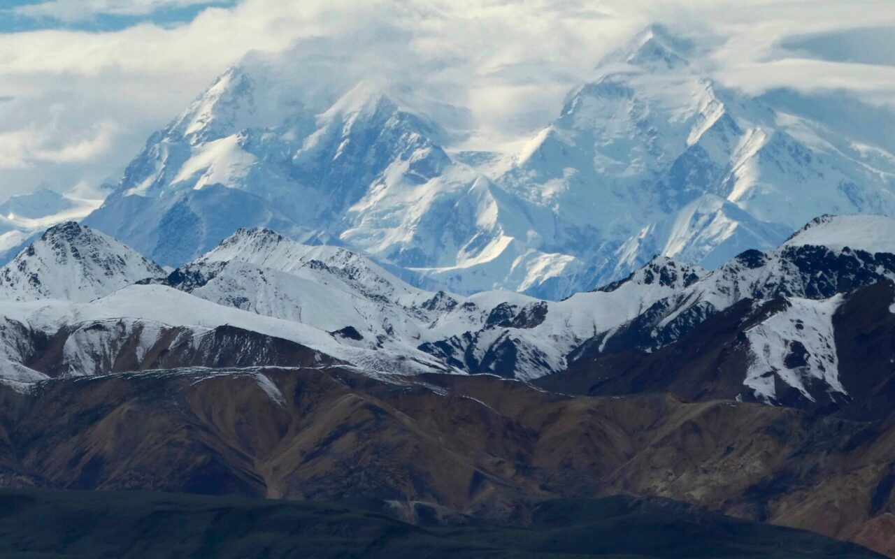 Alaska Authorities Race to Rescue 4 Climbers Who Fell on Mount McKinley