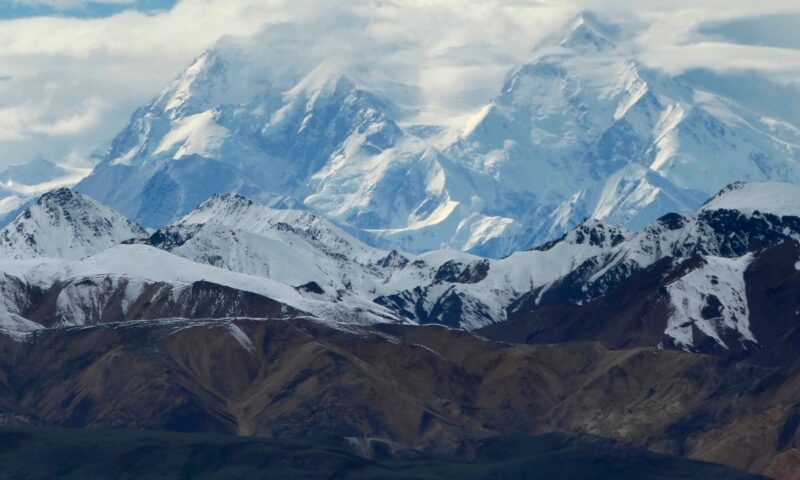Alaska Authorities Race to Rescue 4 Climbers Who Fell on Mount McKinley