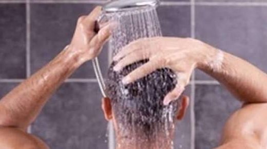 غسل الجمعة.. أمور بسيطة لها أجر عظيم فاغتنمها