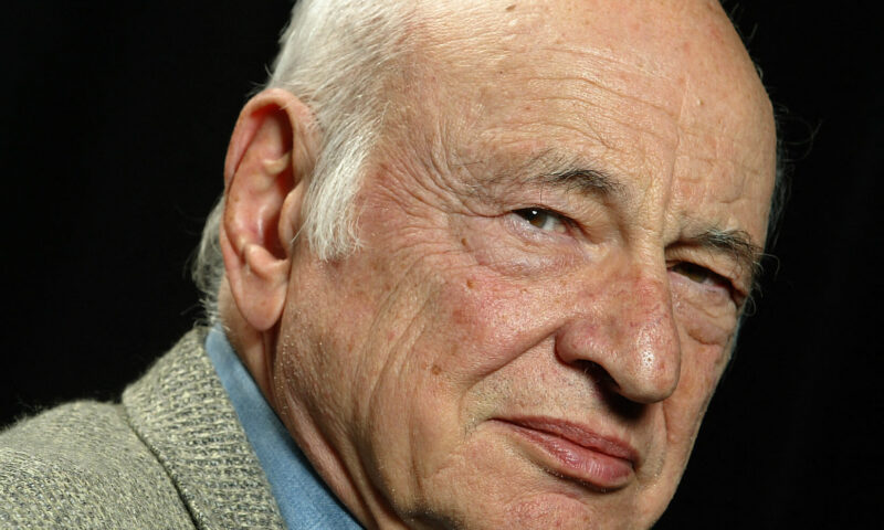 Edgar Morin, ‘Grandfather’ of French Intellectuals, Dies at 104
