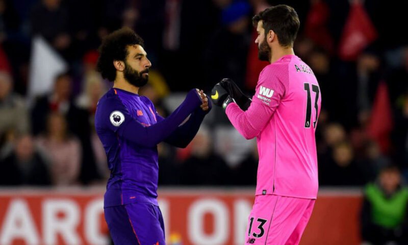 أليسون بيكر: محمد صلاح أحد أعظم أساطير ليفربول وإرثه سيبقى للأجيال