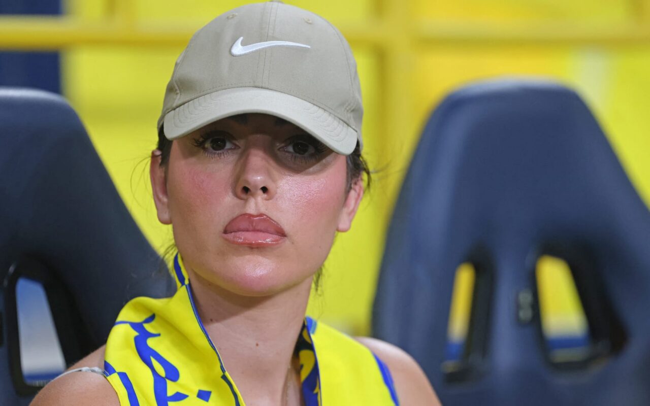 رقصت فرحاً.. تداول لقطة احتفال جورجينا بفوز النصر بلقب الدوري السعودي