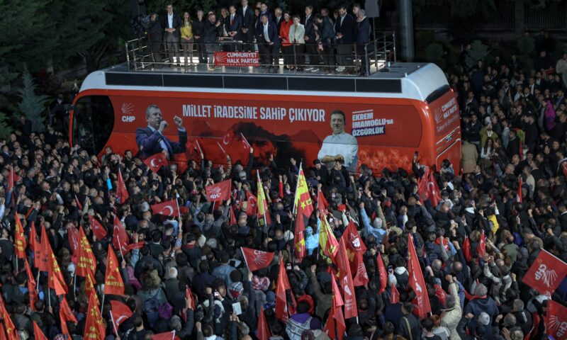 محكمة تركية توجه ضربة موجعة لأقوى منافسي أردوغان قبل انتخابات 2028