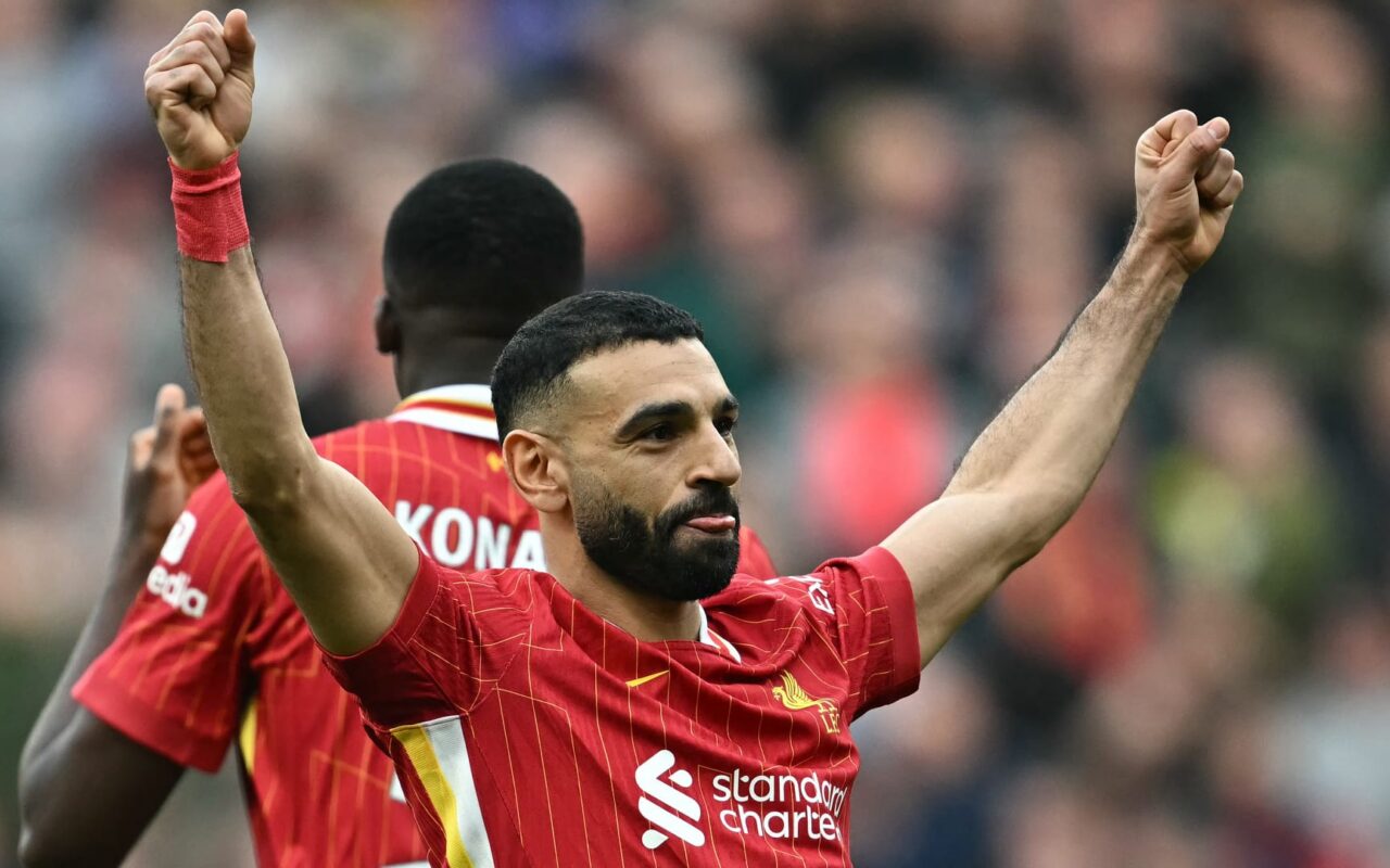 قبل رحيله.. ليفربول يعلن فوز محمد صلاح بهذه الجائزة