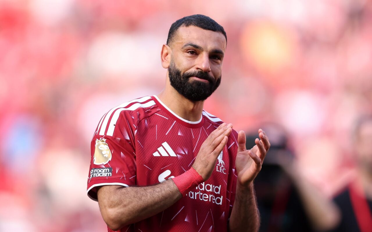 تداول لقطة بكاء محمد صلاح خلال حفل وداعه لليفربول