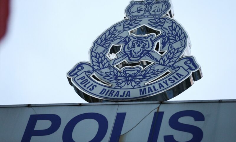 Ipoh police hunt two brothers over theft of cash box from ‘budget rice’ seller