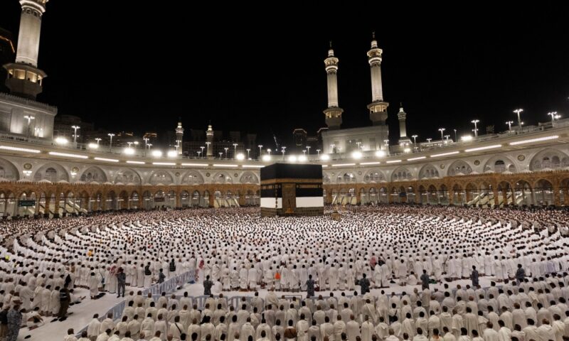 ‘I will come whichever way I can’: Western pilgrims defy Middle East tensions to perform Haj