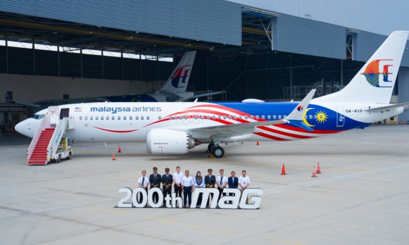 Malaysia Airlines receives 200th Boeing aircraft with latest Boeing 737-8 delivery