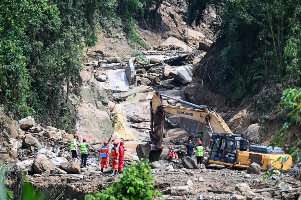 Torrential rain unleashes floods and landslides across Chongqing, leaving three dead and dozens missing
