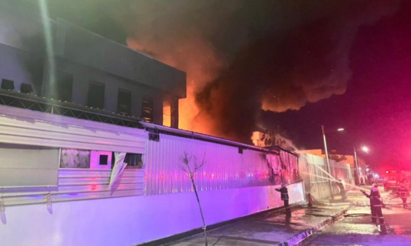 Two factories and workers’ hostel destroyed in Juru blaze, no casualties reported