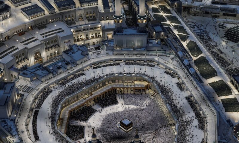 Malaysian Haj pilgrim dies of brain haemorrhage in Mecca, 10th fatality this season