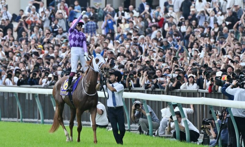 Woman jockey Inamura makes history by winning Japanese Oaks