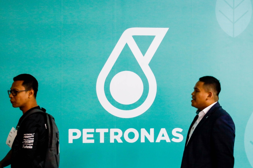 Malaysia’s oil supply remains stable until July, Petronas assures amid global energy tensions, says minister