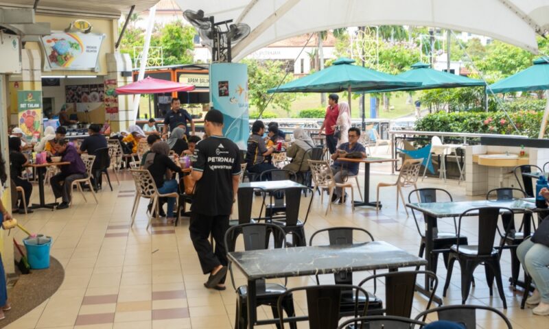 Hannah Yeoh: Food courts, hawker stalls and markets in Putrajaya to see rental rates reduced