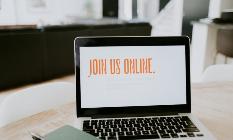 DOSM says 587,801 job vacancies advertised online in Q4 2025, services sector leads