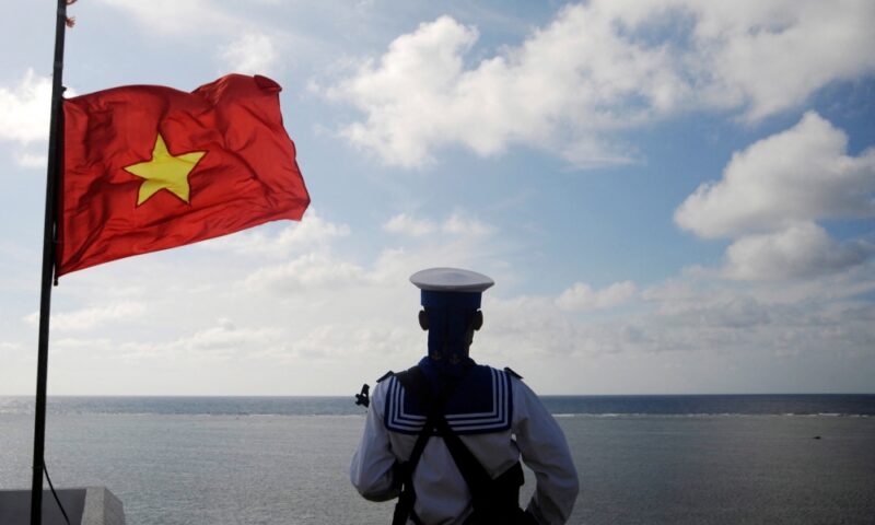Petrovietnam launches open tender for offshore Block 17 in South China Sea