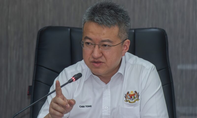 Will MCA back Perikatan again? As GE16 nears, DAP leader dares Wee Ka Siong to come clean