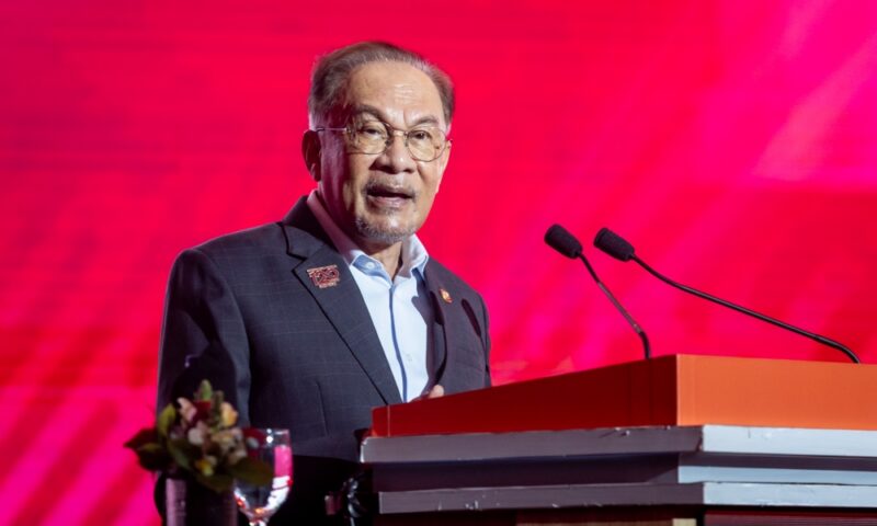 PM Anwar back in Permatang Pauh ahead of Aidiladha celebration