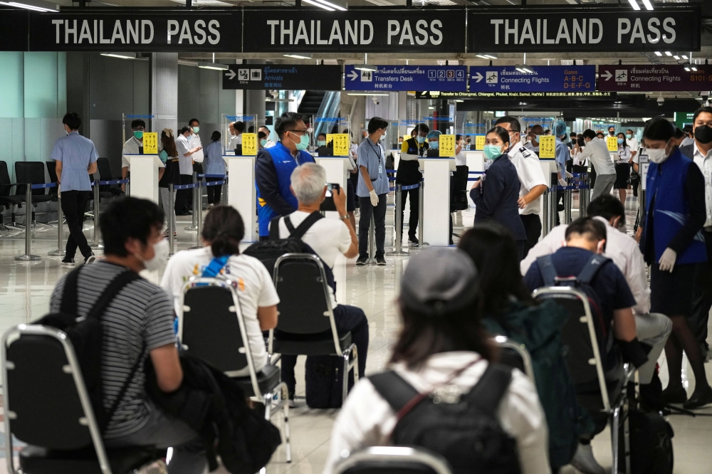 Malaysian man arrested in Bangkok airport over alleged attempt to smuggle 250 wild animals