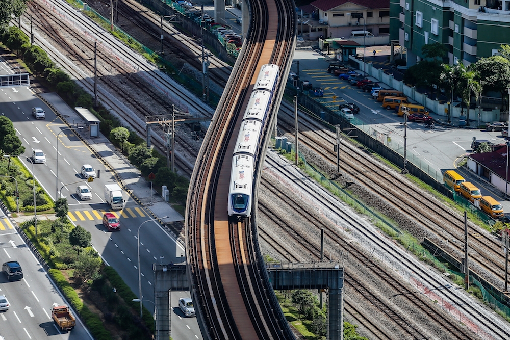 Rapid KL activates alternative train services, free shuttle buses after derailment near Chan Sow Lin