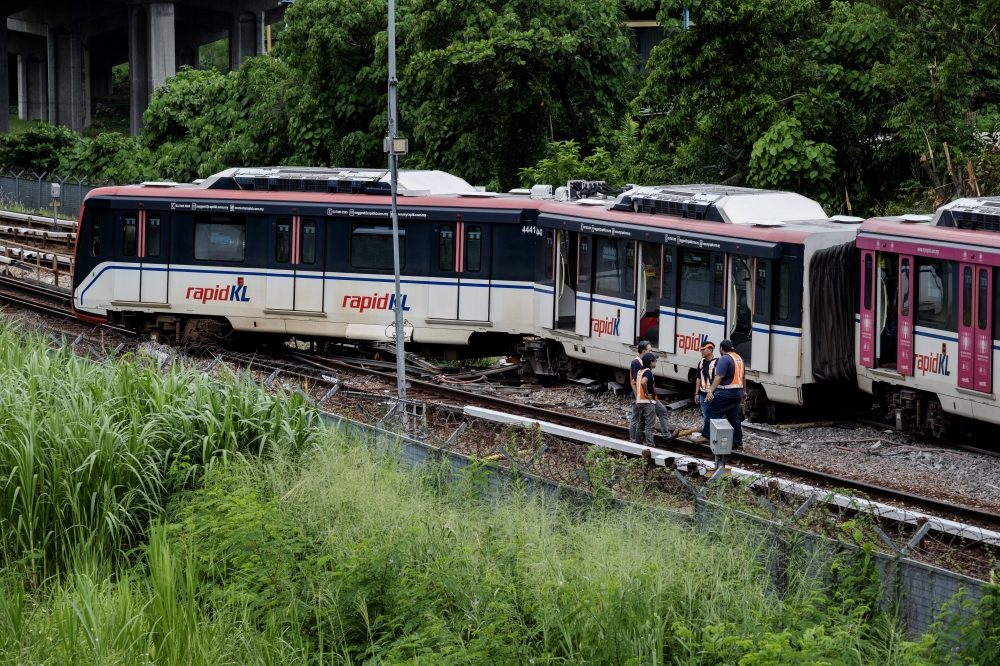 ‘No business as usual’: Transport minister orders maximum action against Prasarana after LRT derailment near Chan Sow Lin (VIDEO)
