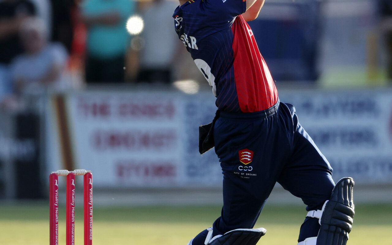 Simpson the best as Sussex power past Essex