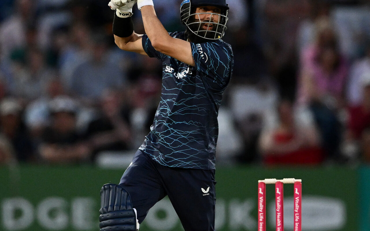 Hasan, Tye fireworks deny Derbyshire as Yorkshire go two from two