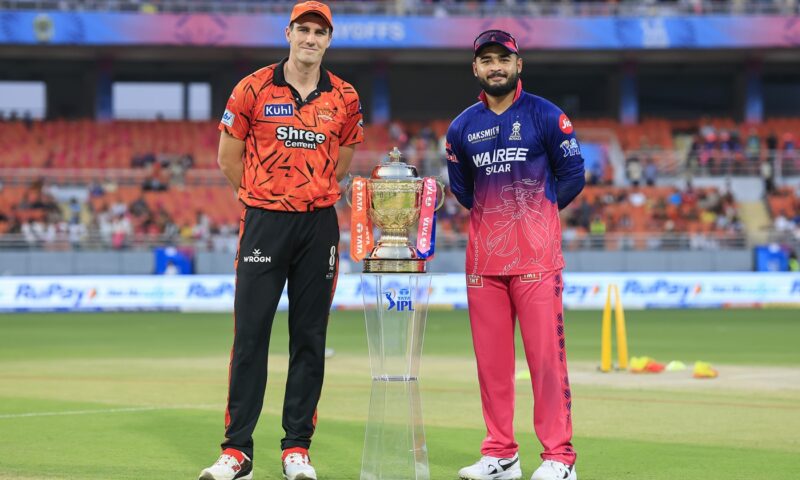 SRH bowl in IPL 2026 Eliminator against RR
