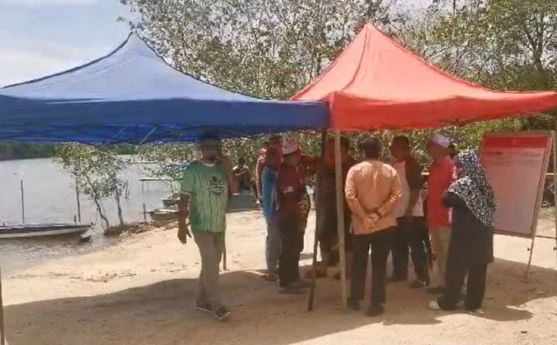 Two brothers feared drowned while swimming in Sungai Paka