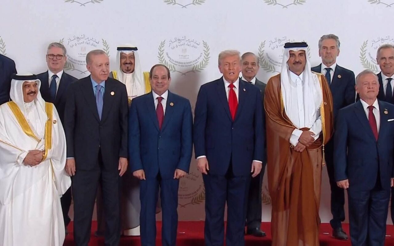 تقرير: ترامب طلب من قادة عرب انضمامهم لاتفاقيات تطبيع مع “إسرائيل” بعد التوصل لاتفاق مع إيران