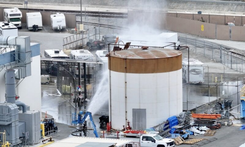 Possible fissure in California chemical tank may help prevent explosion, official says