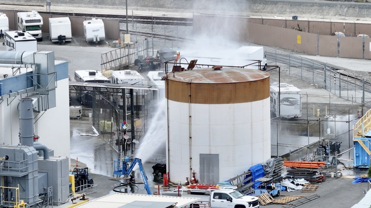 Possible fissure in California chemical tank may help prevent explosion, official says