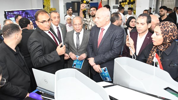 مركب مُسيّر يكشف التسريبات البترولية.. تفاصيل 7 مشروعات لطلاب الكلية المصرية الصينية للتكنولوجيا التطبيقية
