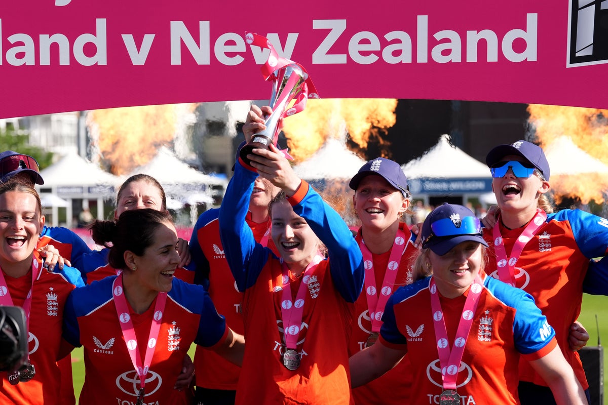 England crush New Zealand in T20 series decider