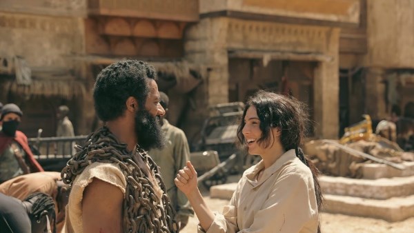 محمد  رمضان يروج لأسد بدور العرض العراقية.. اليوم